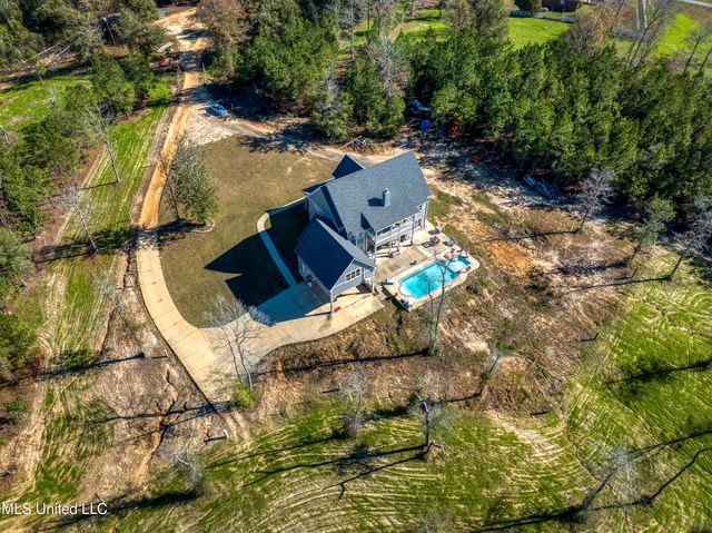 20915 Busby Rd, Vancleave, MS 39565