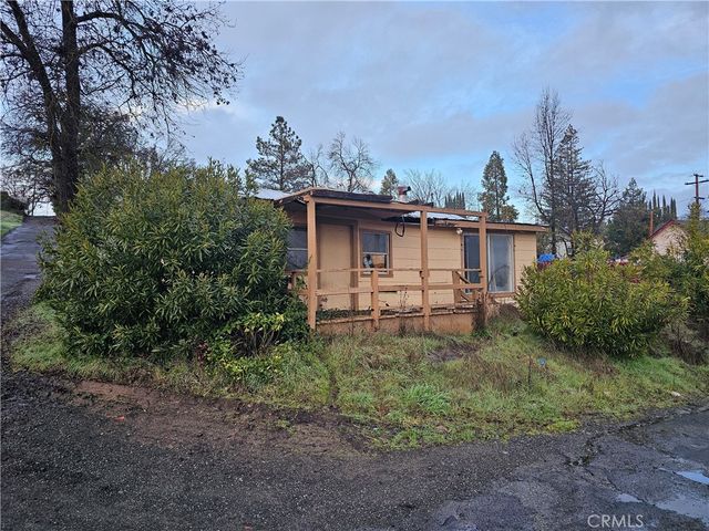 255 Orchard St #1, Lakeport, CA 95453