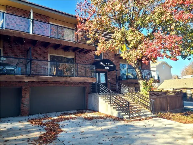 4614 Holly # 3 St, Kansas City, MO 64112