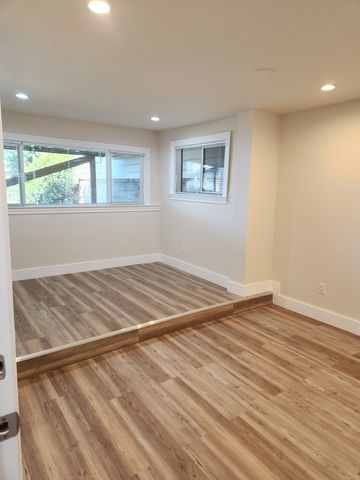2371 30th Ave, San Francisco, CA 94116