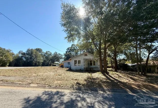 2907 E  Blount St, Pensacola, FL 32503