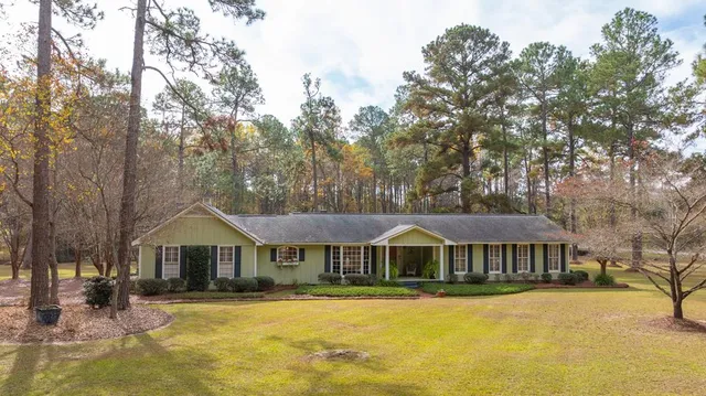 10 Hummingbird Hvn, Tifton, GA 31794