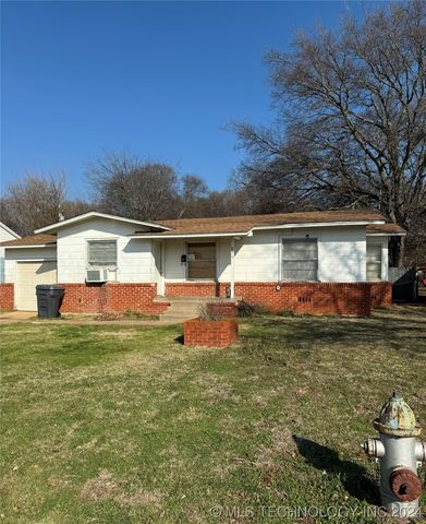 815 16th Ave NW, Ardmore, OK 73401
