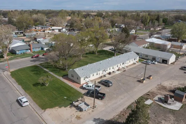 600 & 608 S  8th St, Worland, WY 82401