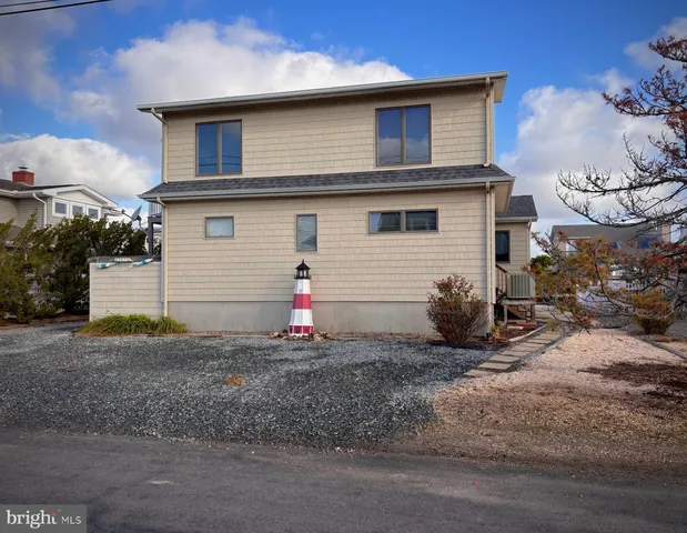 407 Bristol Rd, Bethany Beach, DE 19930