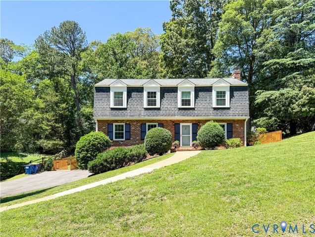 830 Elaine Ave, North Chesterfield, VA 23235