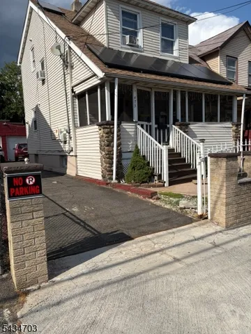 471 20Th Ave, Paterson, NJ 07513