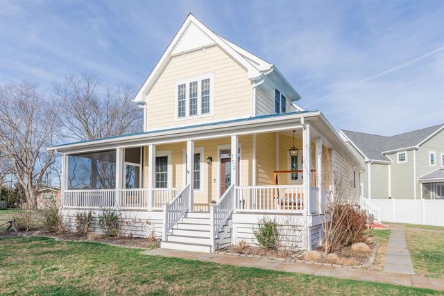 702 Foster Ave, Cape May, NJ 08204