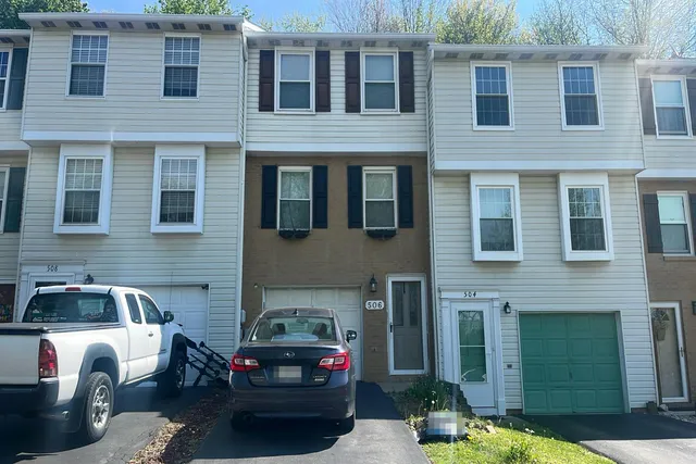 506 Lexington Dr, Aliquippa, PA 15001