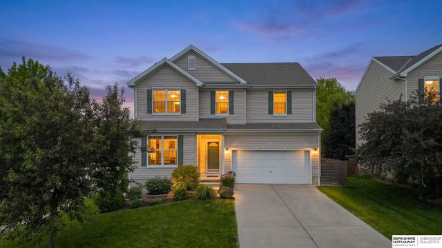 1437 N  209th St, Elkhorn, NE 68022