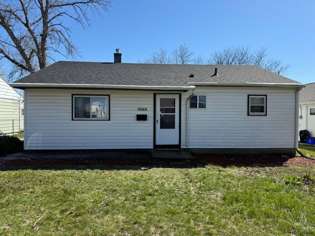 2475 4th Ave, Marion, IA 52302