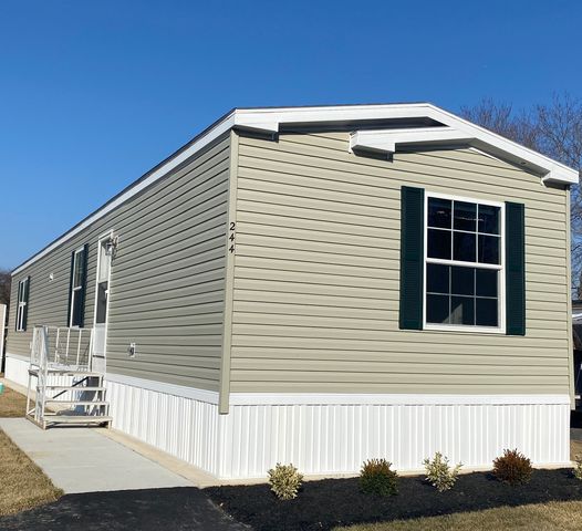 Champion 244 Cedarcrest Village Plan in Cedarcrest Village, Vineland, NJ 08360