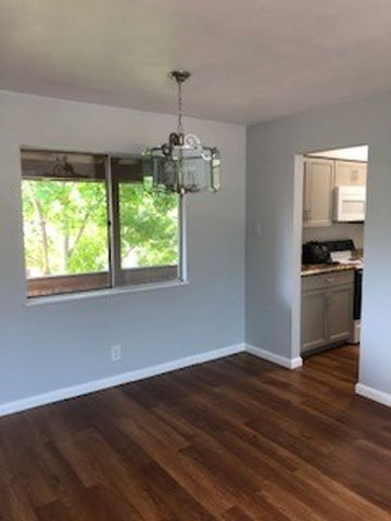 1601 Pennsylvania St NE #N-2, Albuquerque, NM 87110