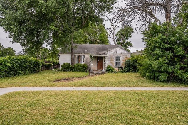5801 Kilpatrick Ave, Fort Worth, TX 76107