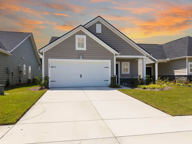 1027 Sagegrass St, Summerville, SC 29485