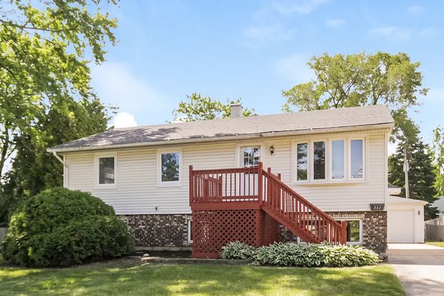 529 E  Fullerton Ave, Glendale Heights, IL 60139