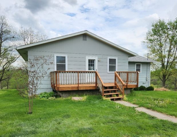 1684 Highway 14, Knoxville, IA 50138