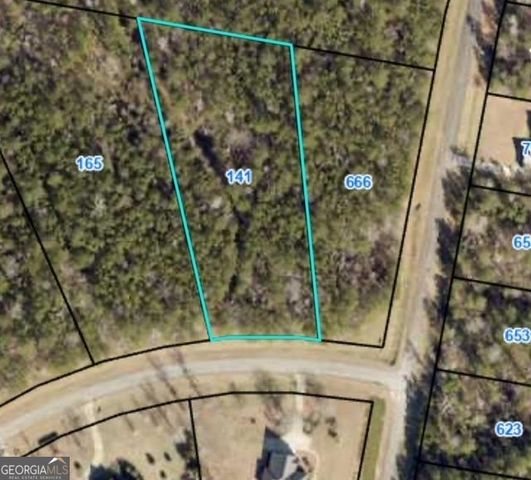 141 Lakemere Ln NW, Milledgeville, GA 31061