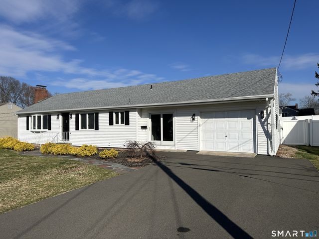 11 York Road, Berlin, CT 06037
