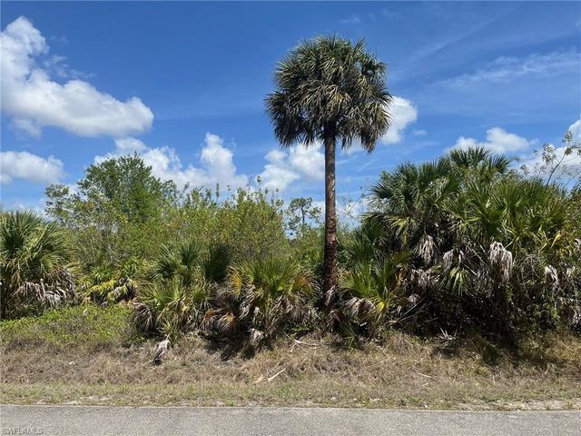  12th AVE NE, Naples, FL 34120