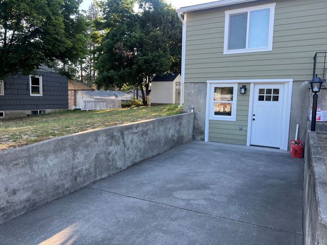 2817 S  Ray St, Spokane, WA 99223