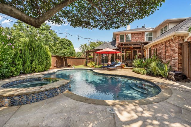 3700 Asbury Ln, Plano, TX 75025