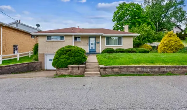217 Duquesne Ave, Cheswick, PA 15024
