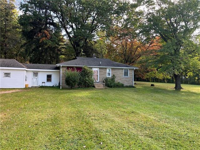 144 Jackson Rd, West Middlesex, PA 16159