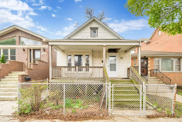 511 W  45th St, Chicago, IL 60609