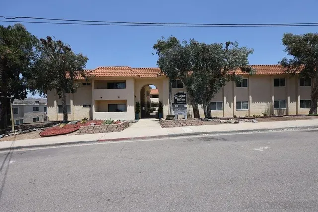 8546 Graham Ter, Santee, CA 92071