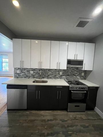 315 Alexander Ave #2F, Bronx, NY 10454