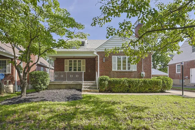 3782 Saint Johns Ter, Cincinnati, OH 45236