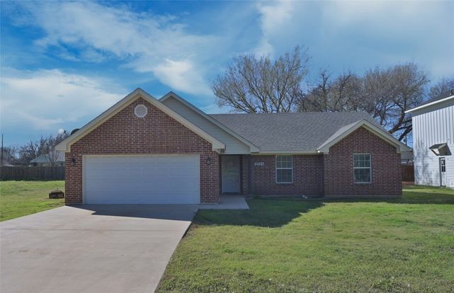 204 S  Atwood St, Boyd, TX 76023