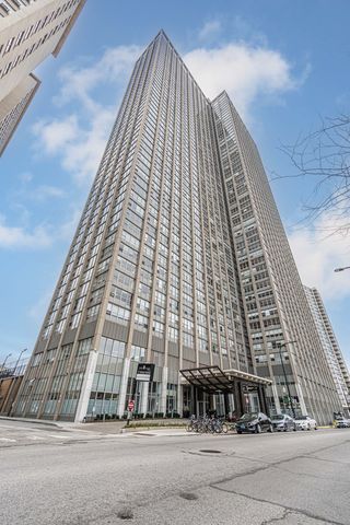 655 W  Irving Park Rd #3305, Chicago, IL 60613
