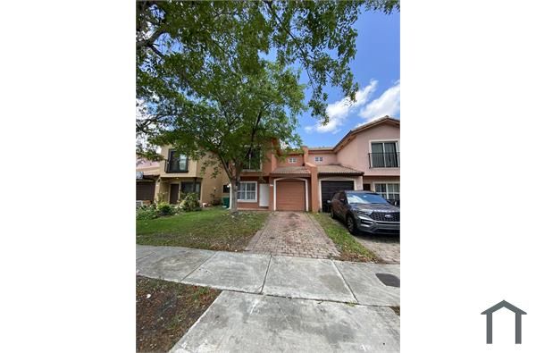 612 SW 11th St, Florida City, FL 33034