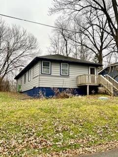 540 S  Lakeview Dr, Lowell, IN 46356