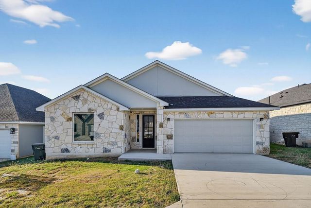 1603 Redwood Ct, Fredericksburg, TX 78624