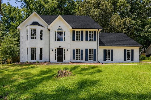 1056 Retner Dr SW, Mableton, GA 30126
