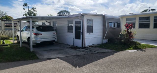 19701 N  Tamiami Trl  #108, North Fort Myers, FL 33903