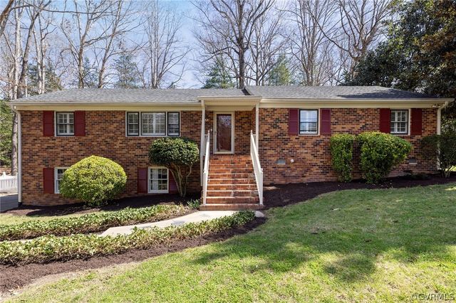 4121 Dunraven Rd, North Chesterfield, VA 23236