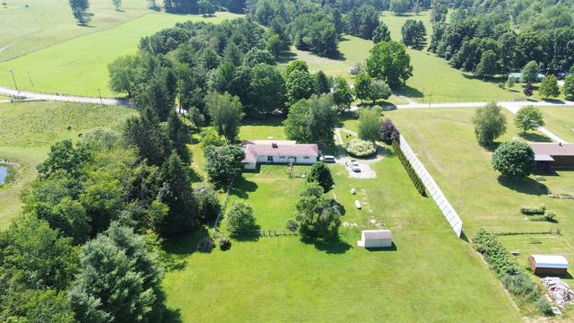 905 Back Draft Rd, Green Bank, WV 24944