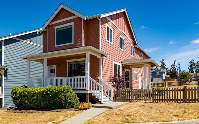 624 NW Prow Street, Oak Harbor, WA 98277