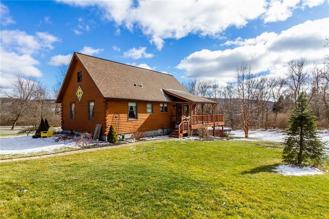 3831 Footer Rd, Bloomfield, NY 14469