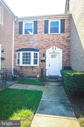 5132 Clacton Ave #15, Suitland, MD 20746