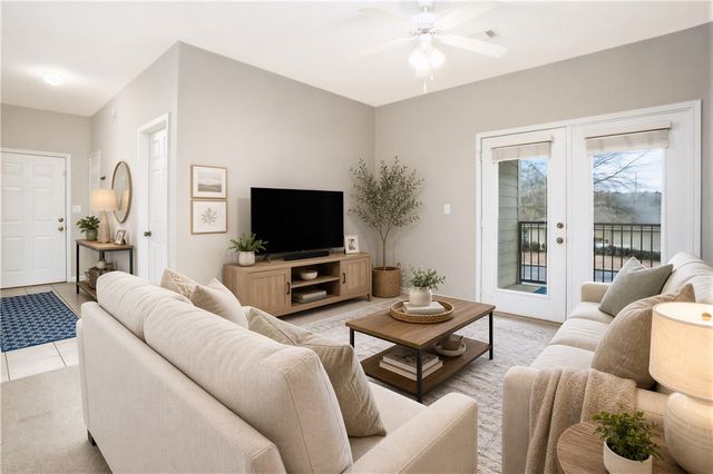3297 S  College St #C201, Auburn, AL 36830
