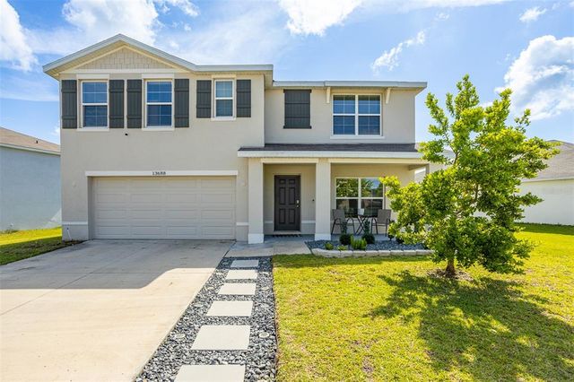 13688 Wineberry Dr, Dade City, FL 33525