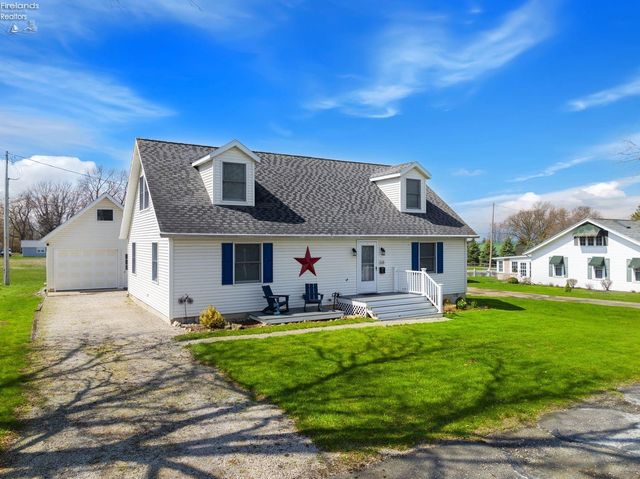 528 N  Hillcrest Dr, Lakeside Marblehead, OH 43440