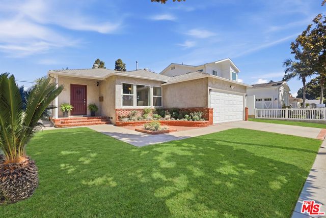 11521 Patom Dr, Culver City, CA 90230