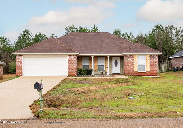 160 Terry Brook Dr, Terry, MS 39170