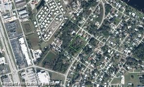 315 Memorial Dr, Sebring, FL 33870